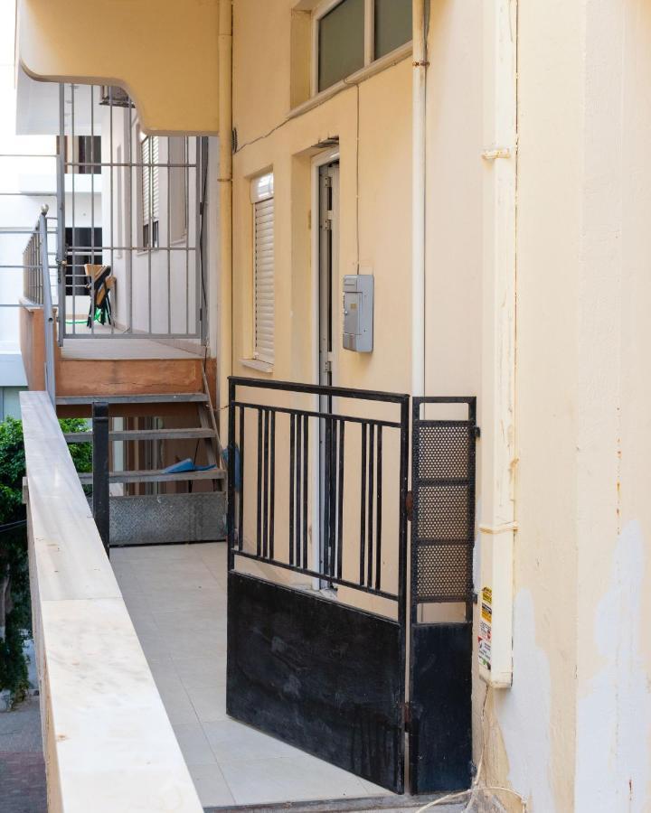 Lovely Sea View Apartment At The Heart Of The Town Ιεράπετρα Εξωτερικό φωτογραφία